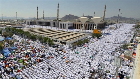 عن العمره