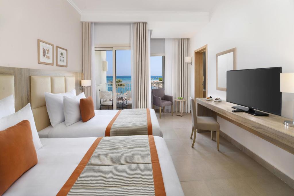 17 Jaz Casa Del Mar Beach
