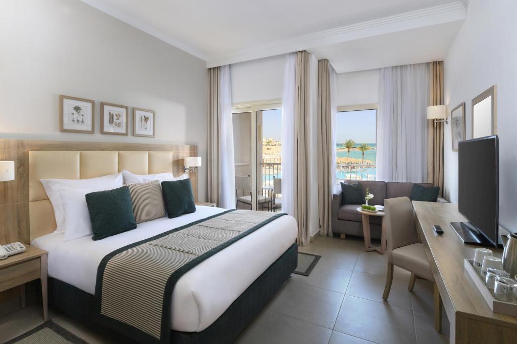 18 Jaz Casa Del Mar Beach