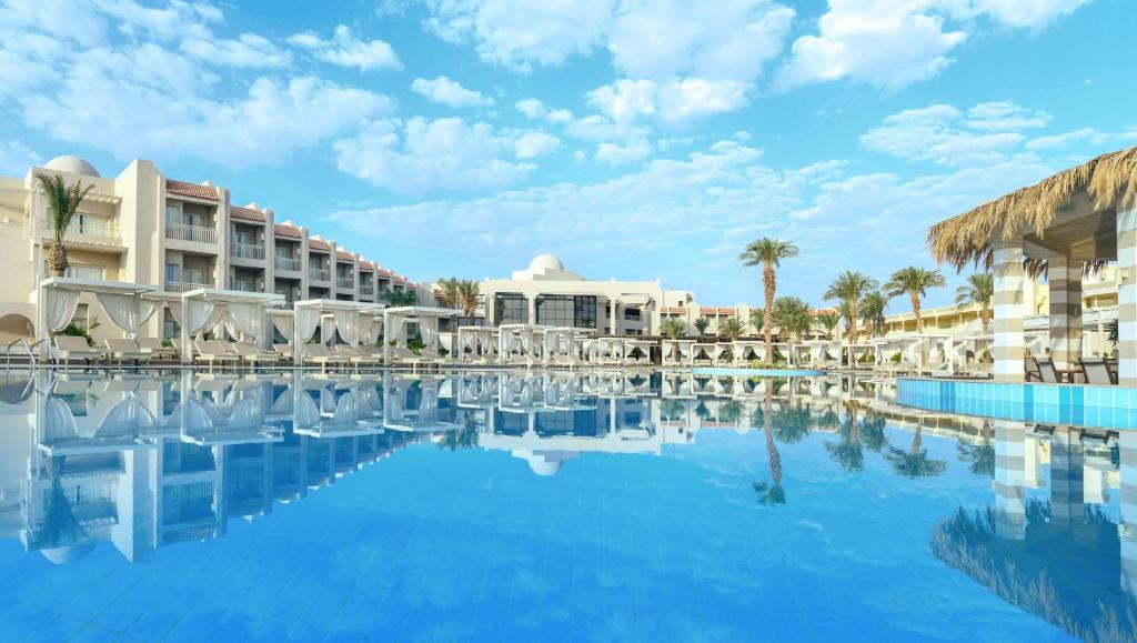 1 Jaz Casa Del Mar Beach