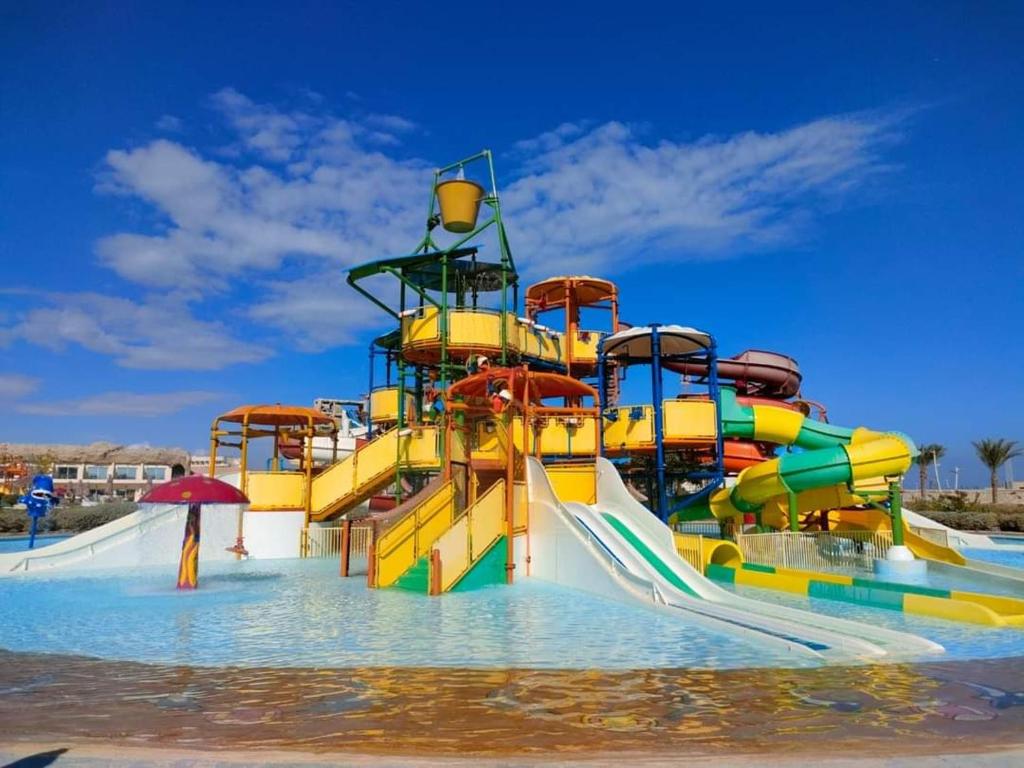 فندق ايسترن الجلالة اكوا بارك العين السخنة  - Eastern El-Galala Aquapark Ain Sokhna