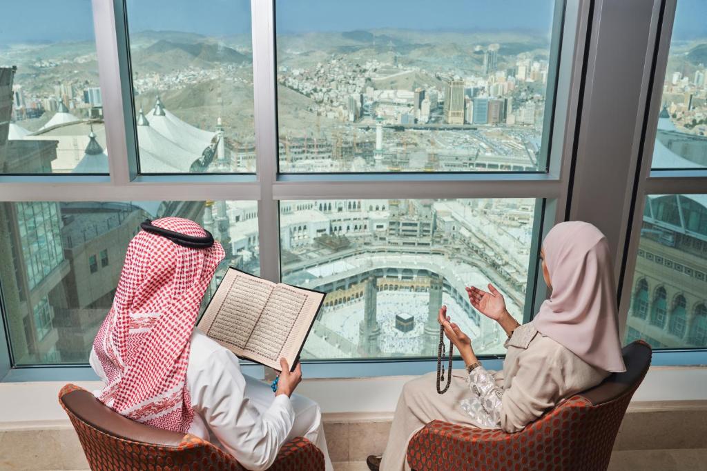 عمرة المولد النبوي 1448 هـ  صلاة جمعة بمكة 8 أيام / 7 ليالي – مدينة أولًا